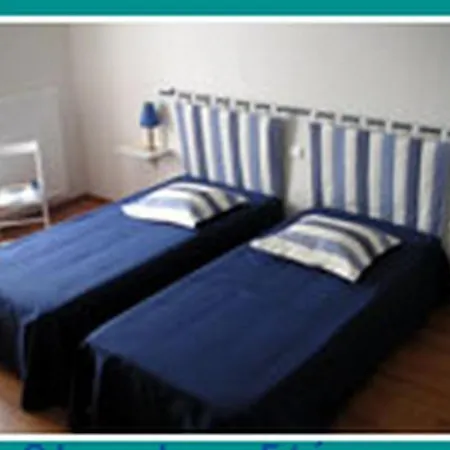 Les Quatre Saisons Bed & Breakfast 3*